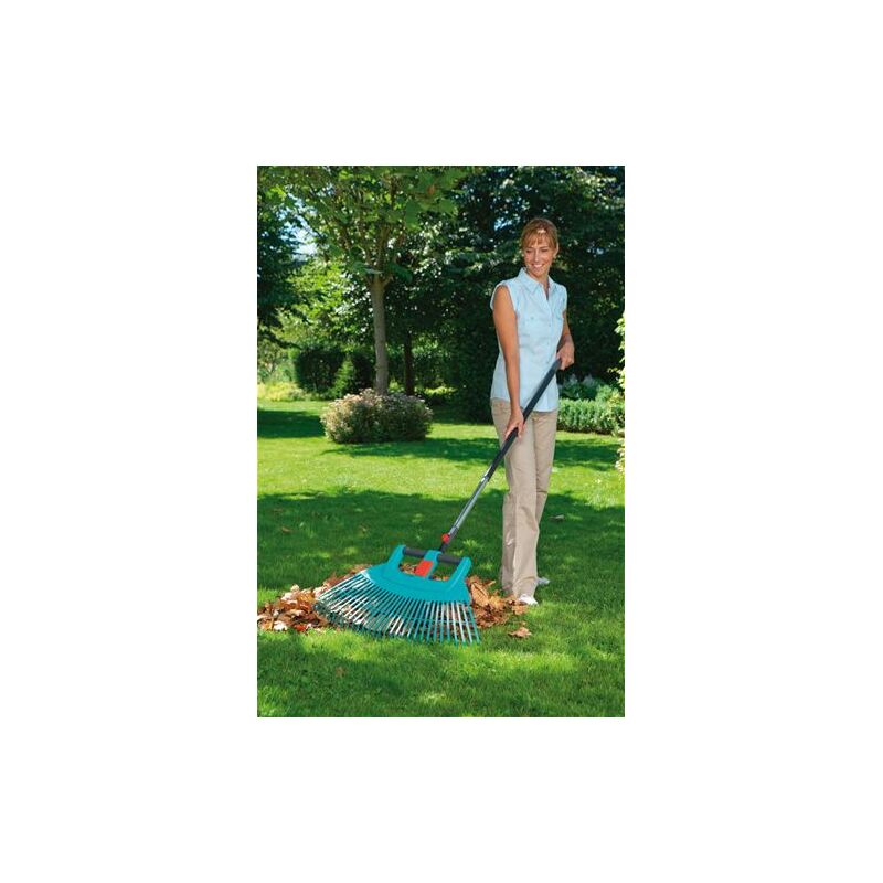 zahradní hrábě a násady GARDENA cs ergoline násada ALU 130cm