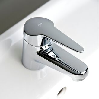 LYRA plus stojánková umyvadlová 3.1128.1.004.101.1 stoj.páková bat.s aut.zátkou chrom