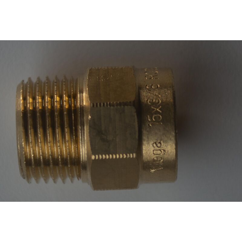 CU přechod 4243G s vnějším závitem 15x3/8