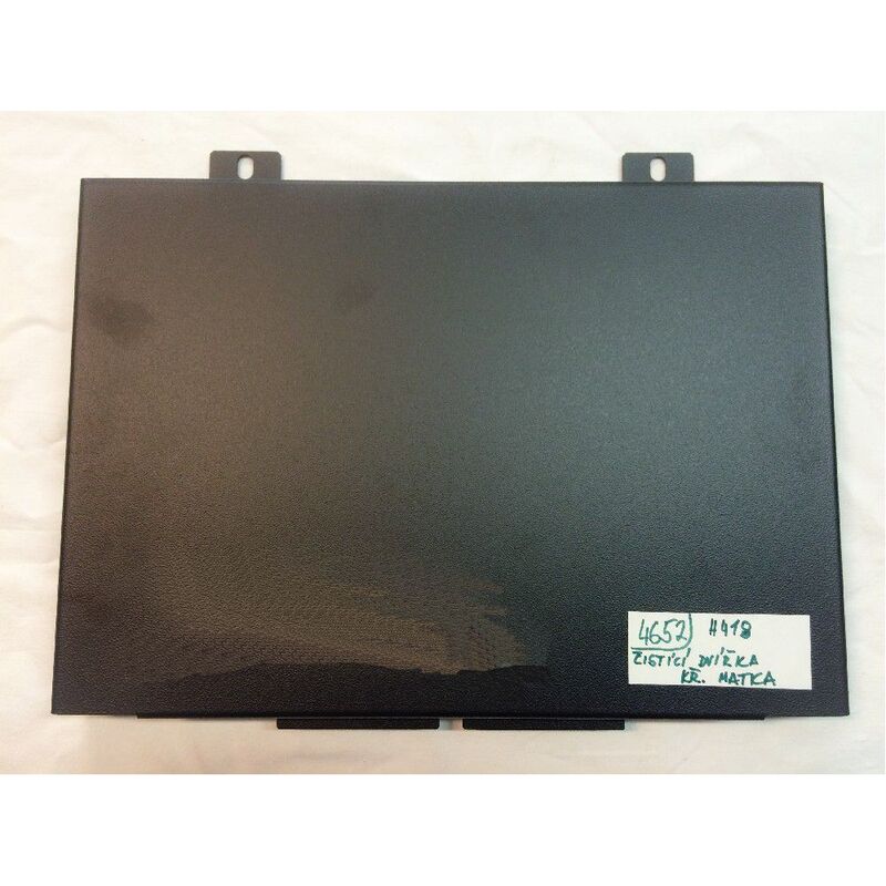 čistící dvířka OPOP H 418 ( křídlová matka )